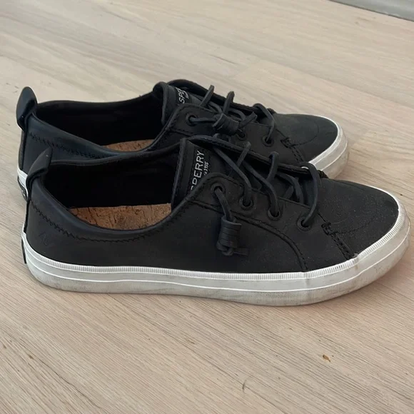 Women’s black sperry shoes - Picture 2 of 3